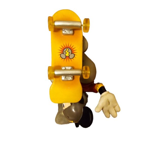 Vintage Walt Disney World Florida Mickey Mouse Skate Boarding Bobblehead Figure - Picture 5 of 6